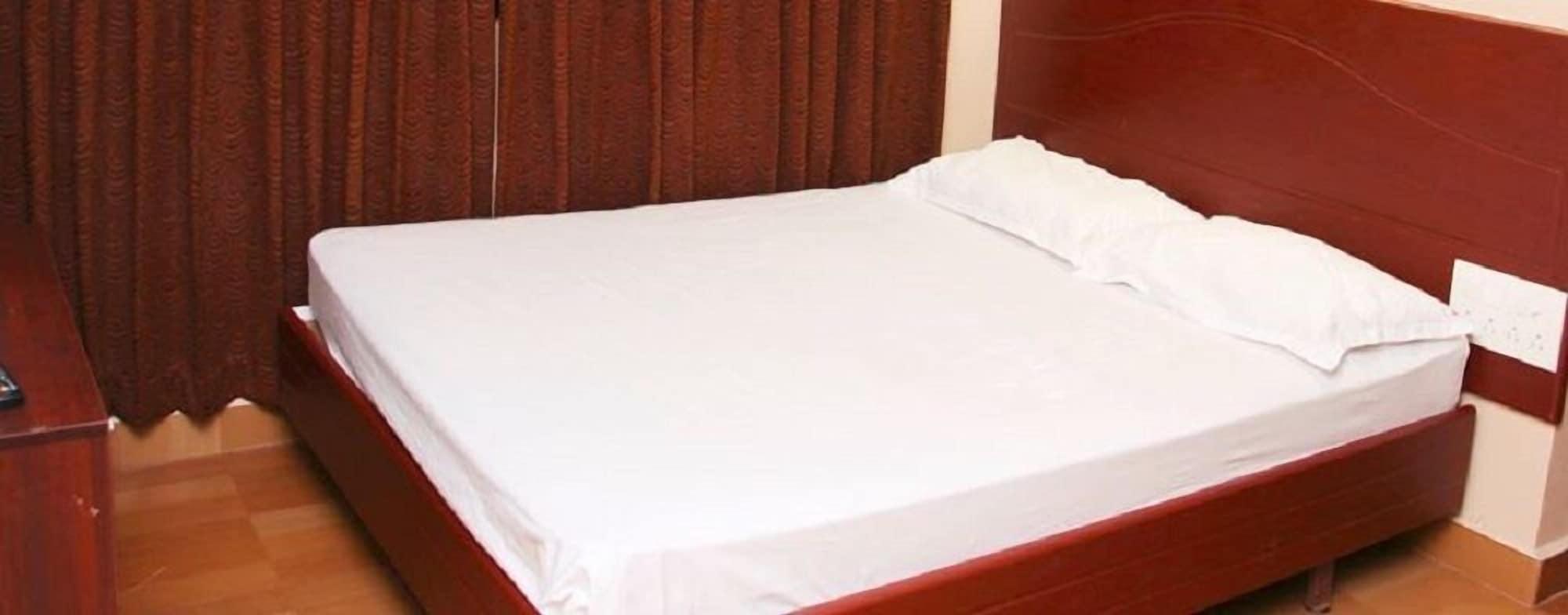 Hotel Boopathi Madurai Buitenkant foto
