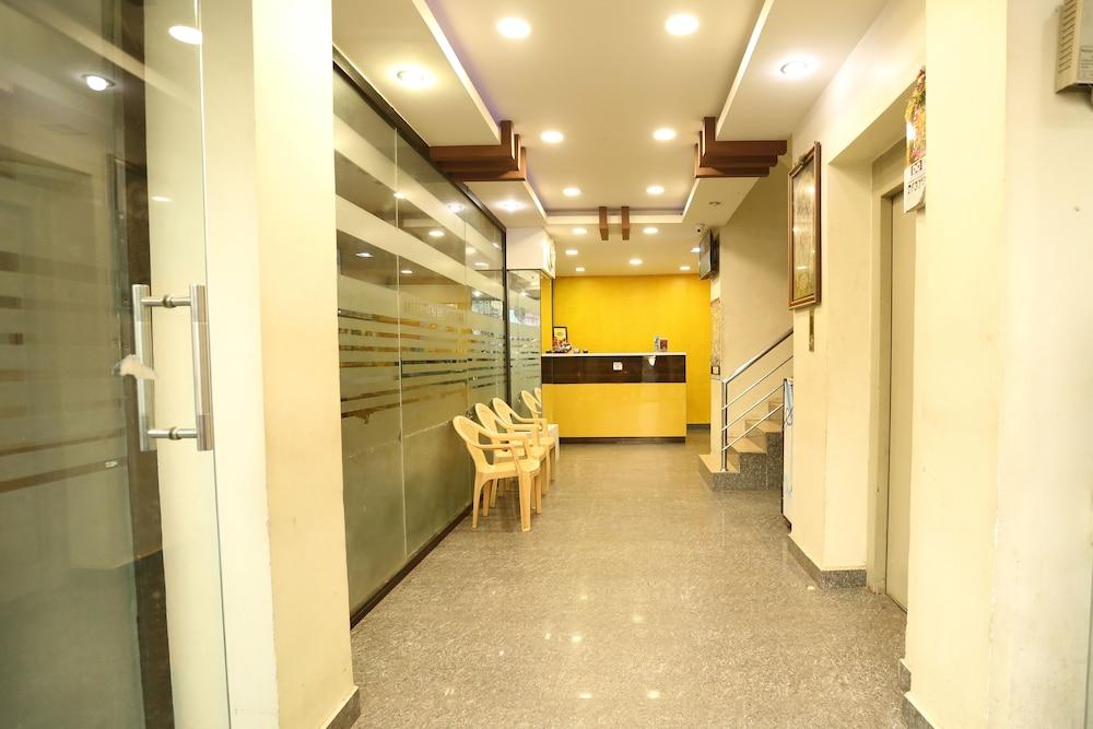 Hotel Boopathi Madurai Buitenkant foto