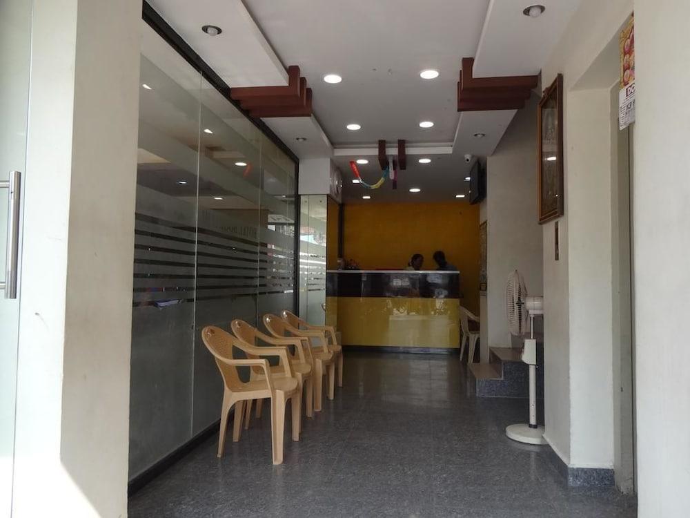 Hotel Boopathi Madurai Buitenkant foto
